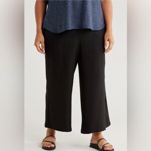 Max Studio Textured Wide Leg Crop Pant 2X
